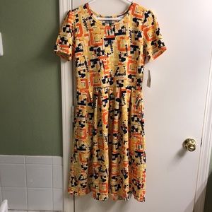 Large NWT Women’s LuLaRoe Amelia Large Dress